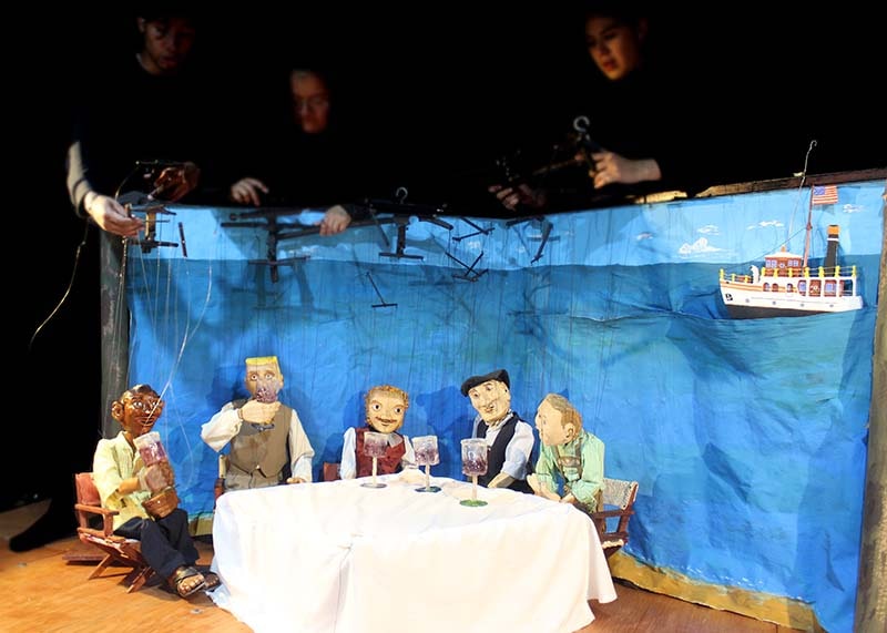 Imagen de la celebracion de Pier en la costa de Italia